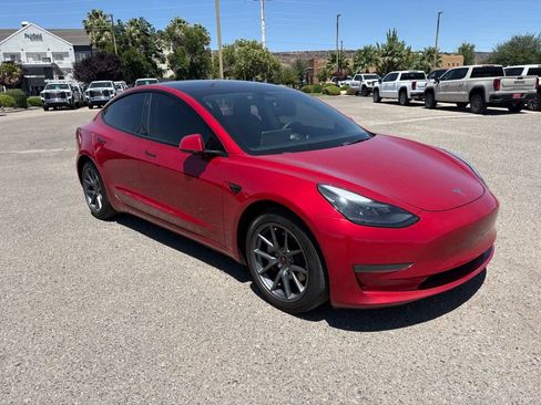 Used 2022 Tesla Model 3 RWD image 8