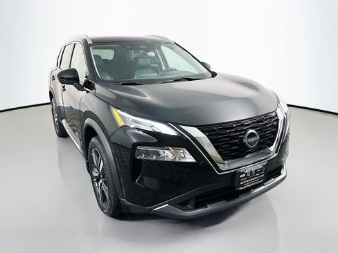 Certified 2023 Nissan Rogue SL AWD/4WD image 1