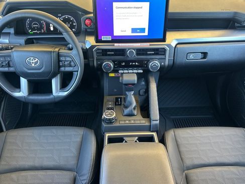New 2026 Toyota 4Runner TRD Off-Road Premium AWD/4WD image 16