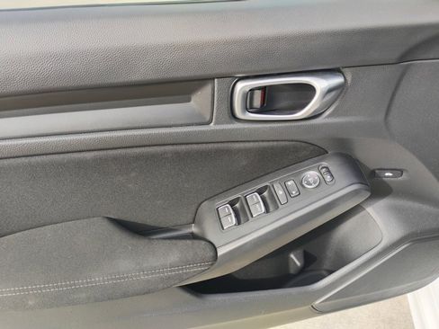 Certified 2023 Honda Civic LX image 32