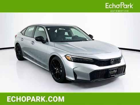 Used 2025 Honda Civic Sport image 1