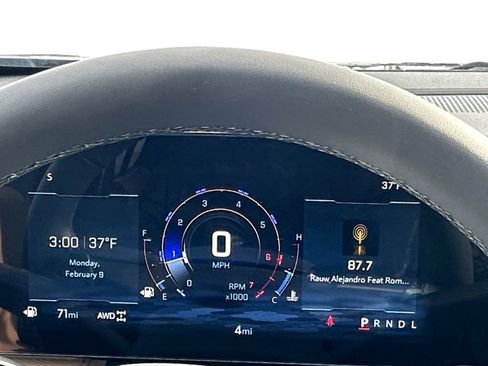 New 2026 Chevrolet Equinox ACTIV image 13