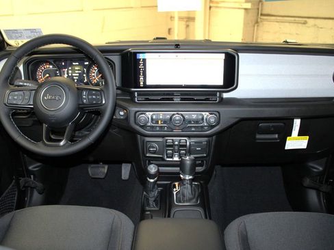 New 2026 Jeep Gladiator Sport image 9