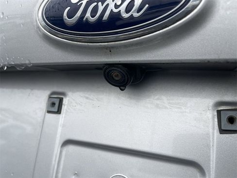 Used 2019 Ford Escape Titanium image 7