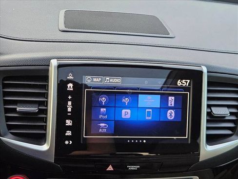 Used 2017 Honda Ridgeline RTL-E image 12