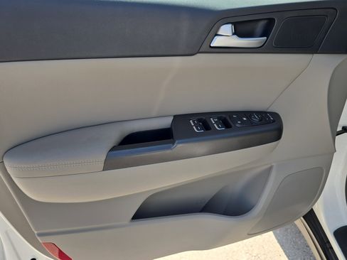 Certified 2022 Kia Sportage Nightfall Edition FWD image 17