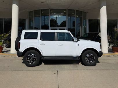 Certified 2025 Ford Bronco Outer Banks