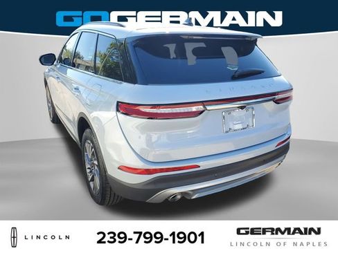 New 2026 Lincoln Corsair Premiere image 10