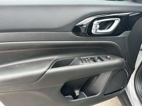 New 2026 Jeep Compass Trailhawk AWD/4WD image 12