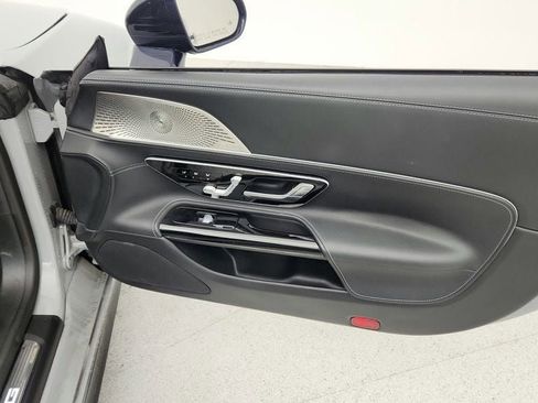 Used 2022 Mercedes-Benz SL 55 AMG 4MATIC image 24