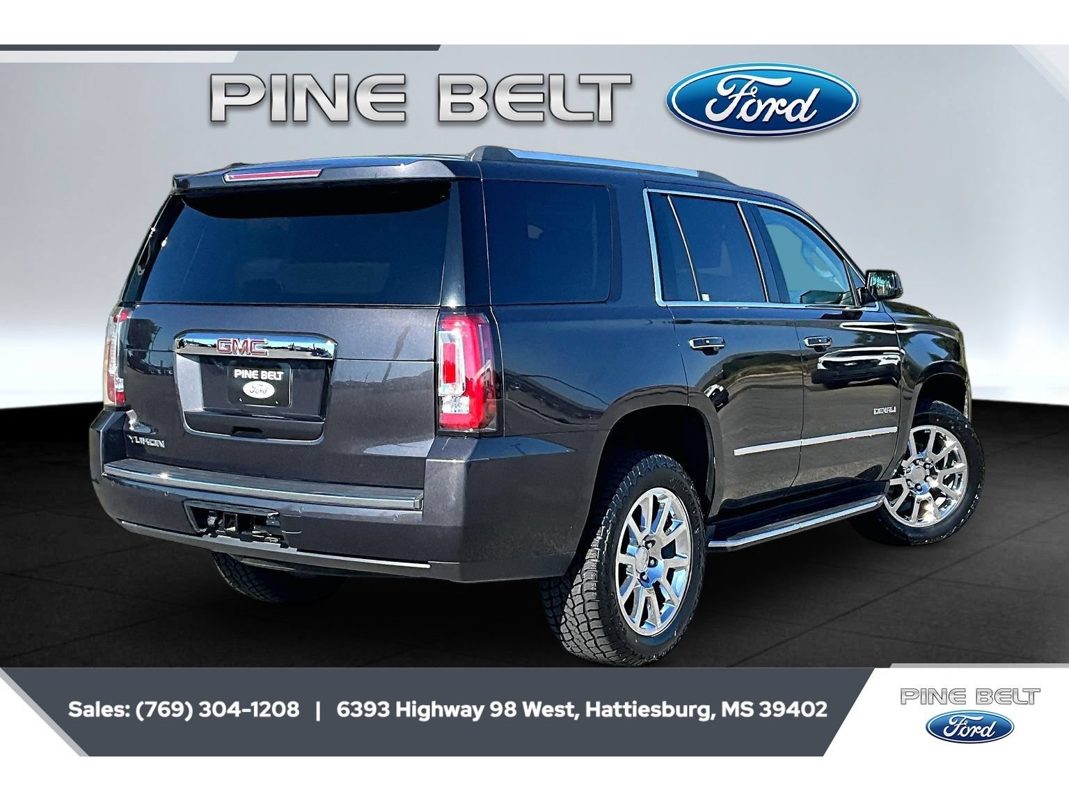 Used 2017 GMC Yukon Denali w/ Open Road Package RWD image 11
