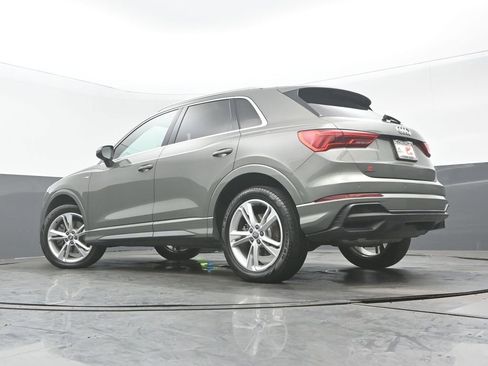 Used 2020 Audi Q3 2.0T Premium w/ Convenience Package AWD/4WD image 30