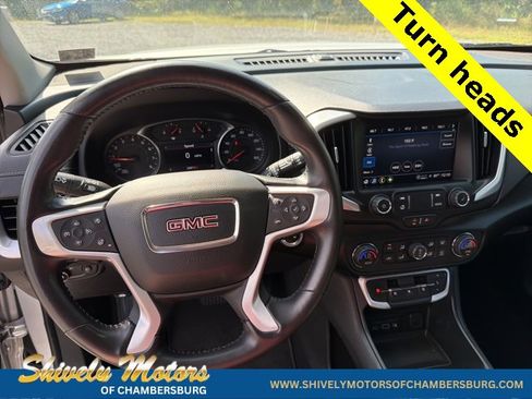Used 2022 GMC Terrain SLT image 20