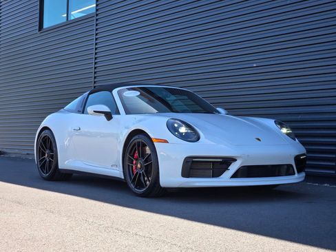 Certified 2023 Porsche 911 Targa 4 GTS w/ Premium Package AWD/4WD image 9