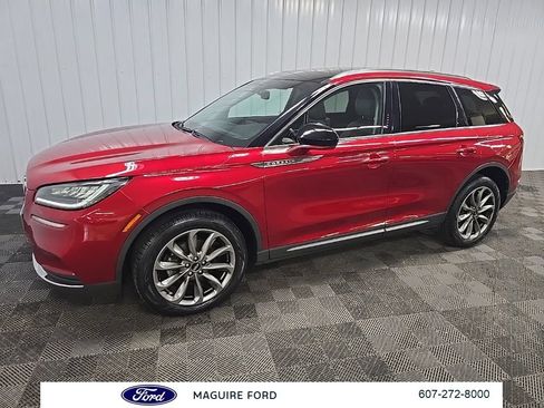 Used 2021 Lincoln Corsair AWD w/ Premium Package image 7