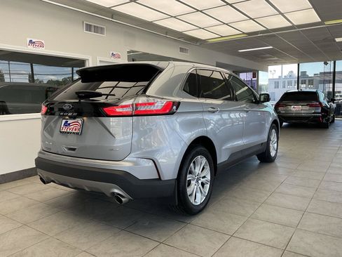 Used 2021 Ford Edge Titanium AWD/4WD image 5