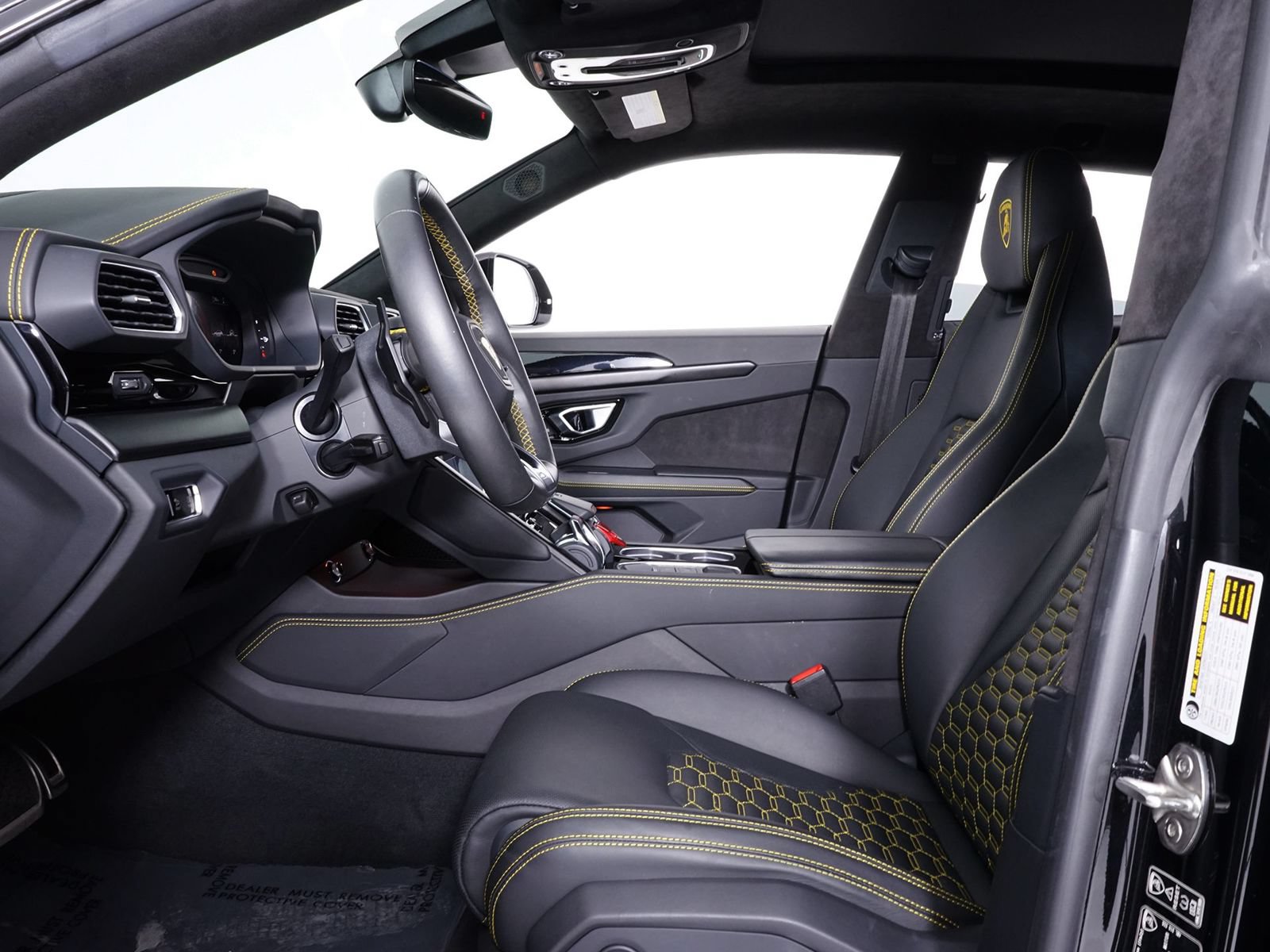 Used 2023 Lamborghini Urus S AWD/4WD image 4