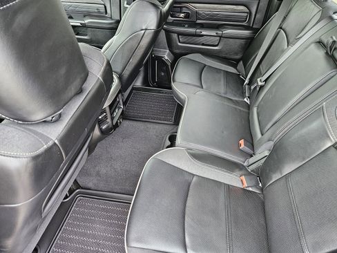 New 2025 RAM 2500 Limited image 30