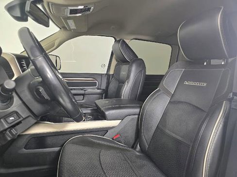 Used 2022 RAM 2500 Laramie AWD/4WD image 10