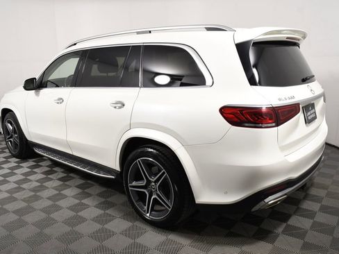 Used 2021 Mercedes-Benz GLS 580 4MATIC image 3