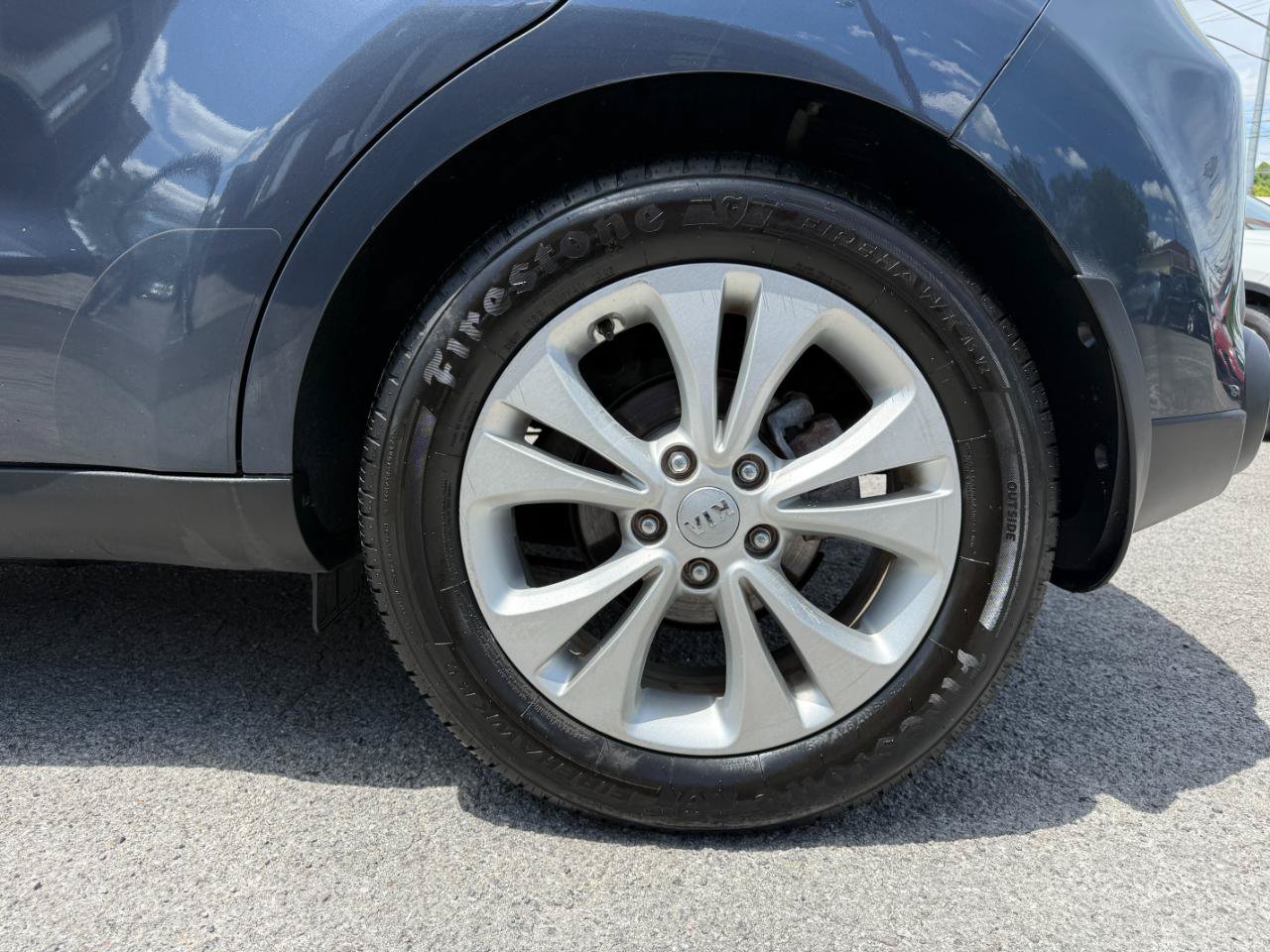 Used 2015 Kia Soul + FWD image 33