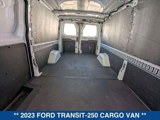 Used 2023 Ford Transit 250 Low Roof w/ Load Area Protection Package RWD image 20