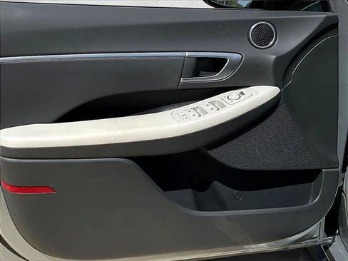 Used 2024 Hyundai Sonata SEL FWD image 14