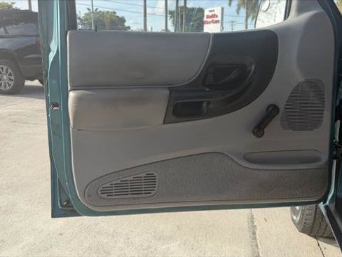 Used 1995 Ford Ranger Splash image 12