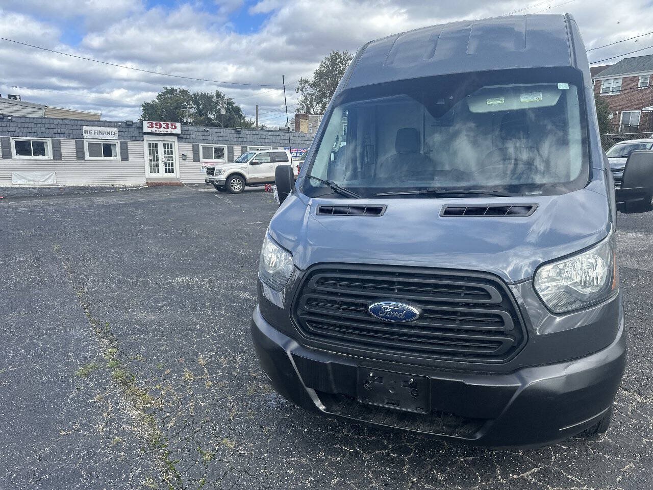 Used 2019 Ford Transit 250 148 High Roof Extended RWD image 1