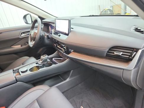 Used 2026 Nissan Rogue Platinum w/ Platinum Premium Package AWD/4WD image 38