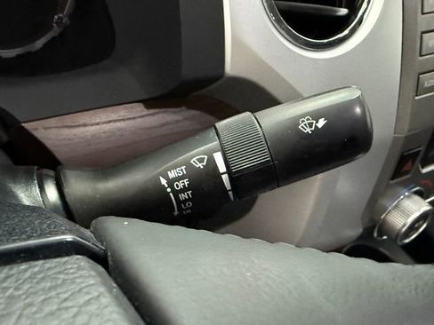 Used 2019 Toyota Tundra Limited w/ Limited Premium Package RWD image 13