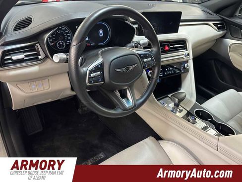 Used 2024 Genesis G70 2.5T image 9