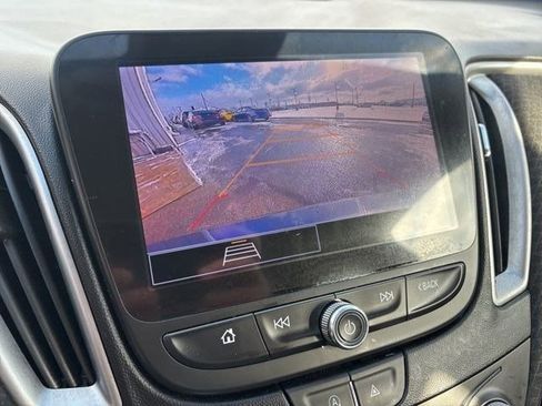 Used 2023 Chevrolet Malibu LT image 23