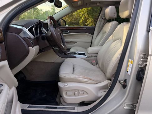 Used 2010 Cadillac SRX Luxury AWD/4WD image 19