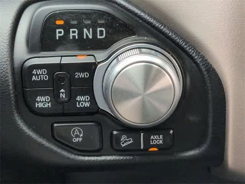 Used 2021 RAM 1500 Laramie w/ Off Road Group image 32