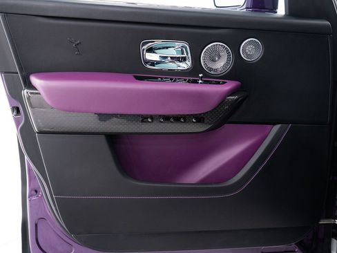 Certified 2022 Rolls-Royce Cullinan Black Badge w/ Dark Exterior Package AWD/4WD image 12