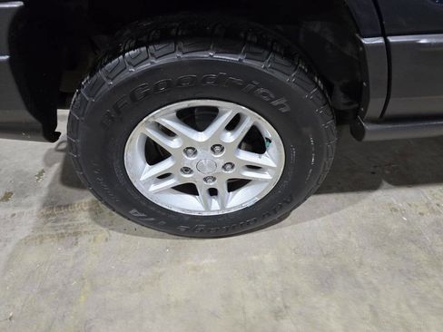 Used 2004 Jeep Grand Cherokee Laredo w/ Convenience Group image 20