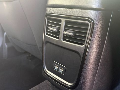 Used 2020 Dodge Charger SXT w/ Blacktop Package RWD image 20