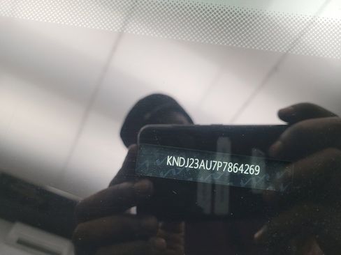 Used 2023 Kia Soul LX w/ LX Technology Package image 33