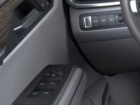 New 2026 GMC Acadia Denali w/ LPO, Floor Liner Package AWD/4WD image 22