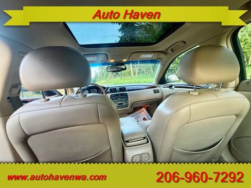 Used 2006 Buick Lucerne CXL w/ Luxury Package FWD image 12