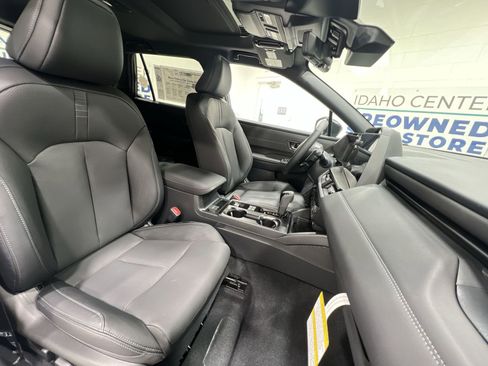 New 2026 Subaru Outback Touring XT image 25