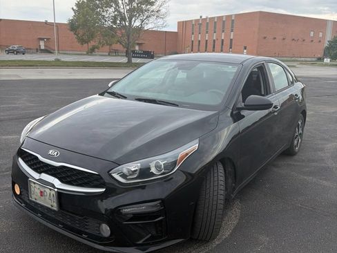 Used 2021 Kia Forte LXS FWD image 1