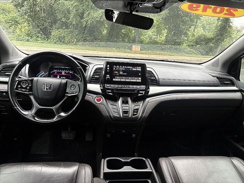 Used 2019 Honda Odyssey Touring image 19