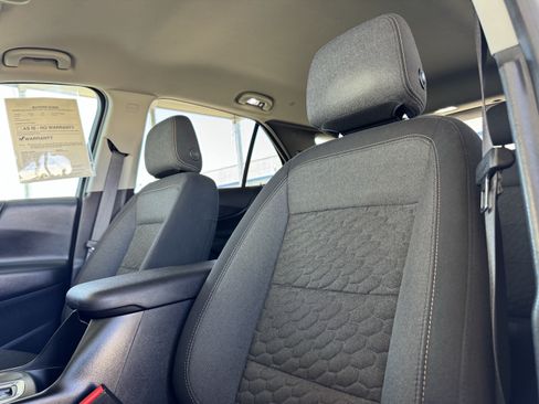Certified 2018 Chevrolet Equinox LT FWD image 12