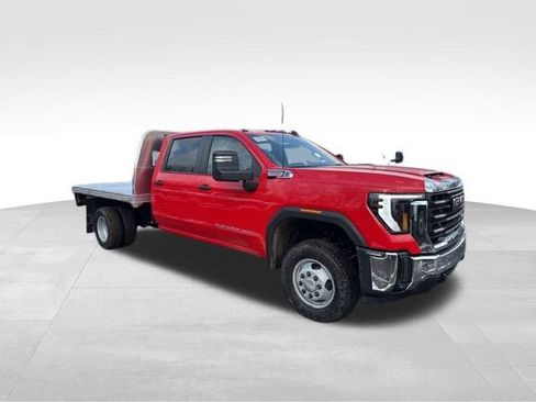 New 2026 GMC Sierra 3500 Pro w/ Convenience Package AWD/4WD image 3