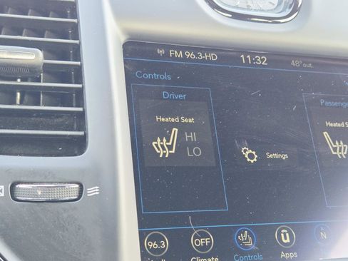 Used 2023 Chrysler 300 S image 36