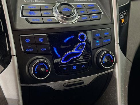 Used 2012 Hyundai Sonata Limited w/ Navigation Pkg image 24