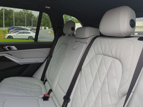 Used 2026 BMW X5 xDrive40i AWD/4WD image 29