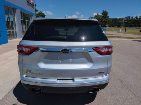 Used 2018 Chevrolet Traverse Premier AWD/4WD image 7